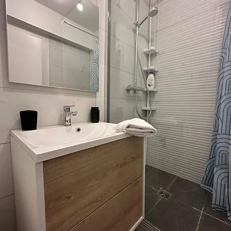 L'elegant Апартаменты *