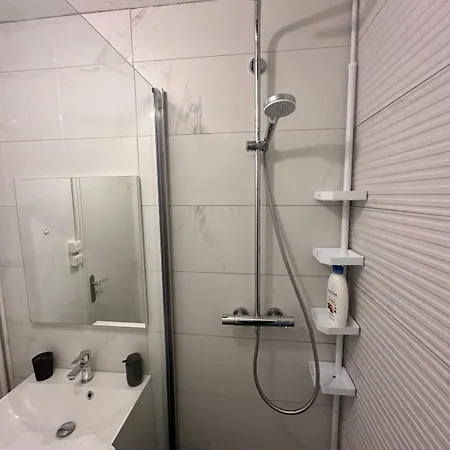 L'elegant Апартаменты